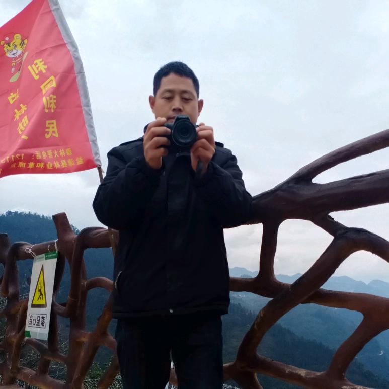 盐津九哥婚庆团队