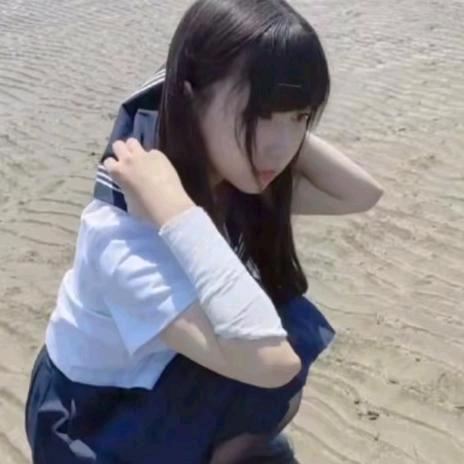 忧郁的小水