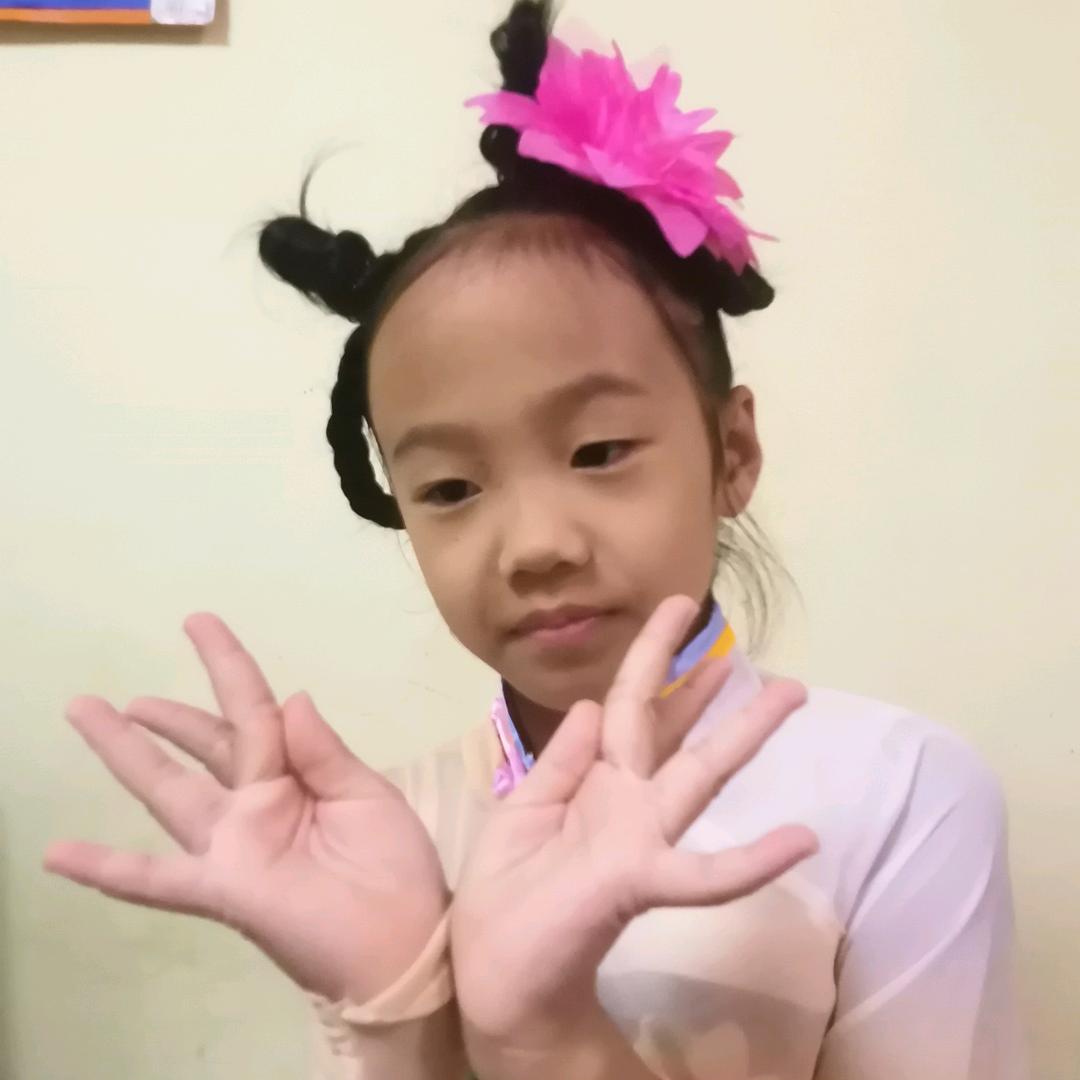 李丹丹彤旦旦