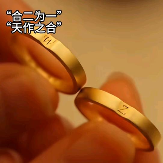 芬✨ 芬✨姐  ✨🍬🍭💫