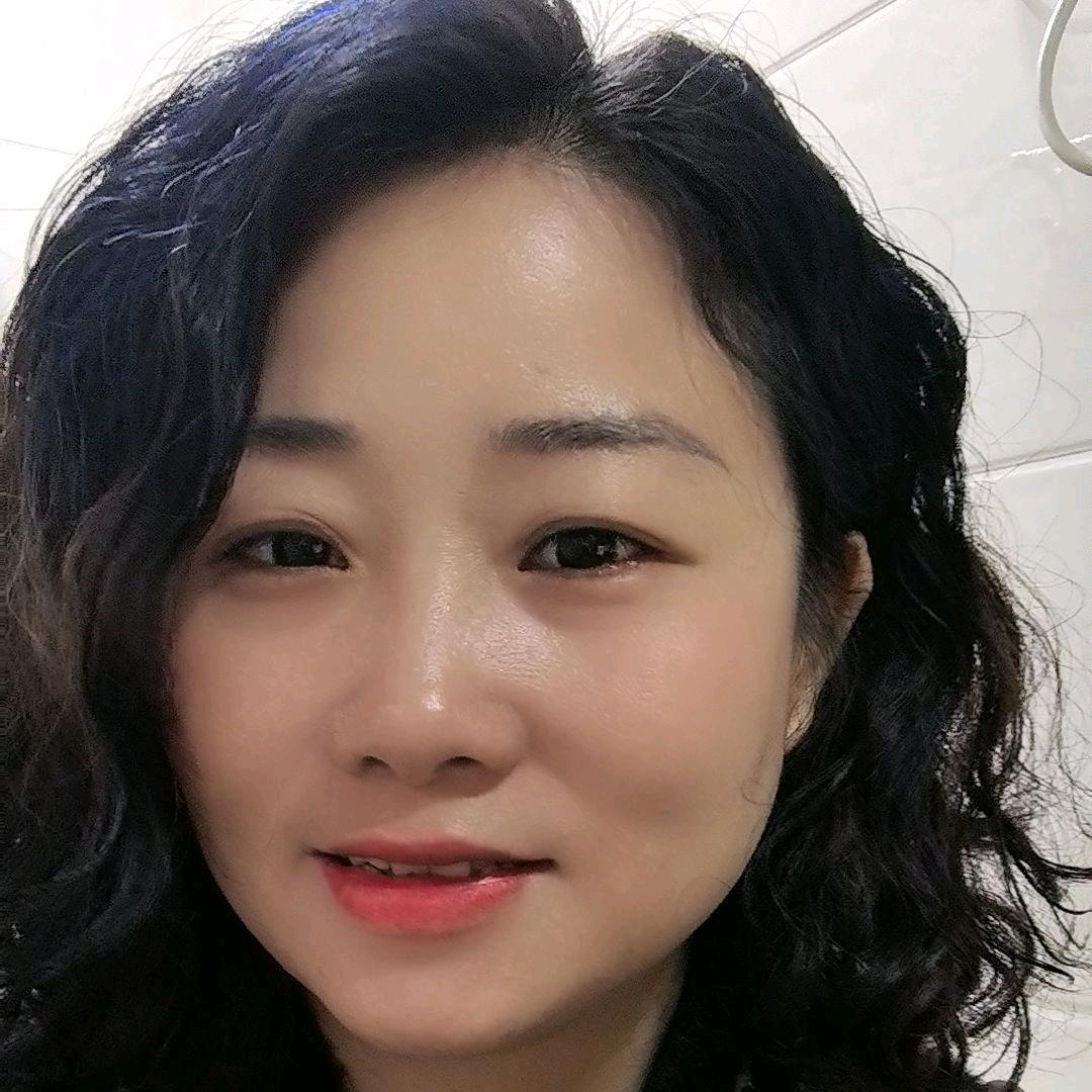 阿丽是虾姐