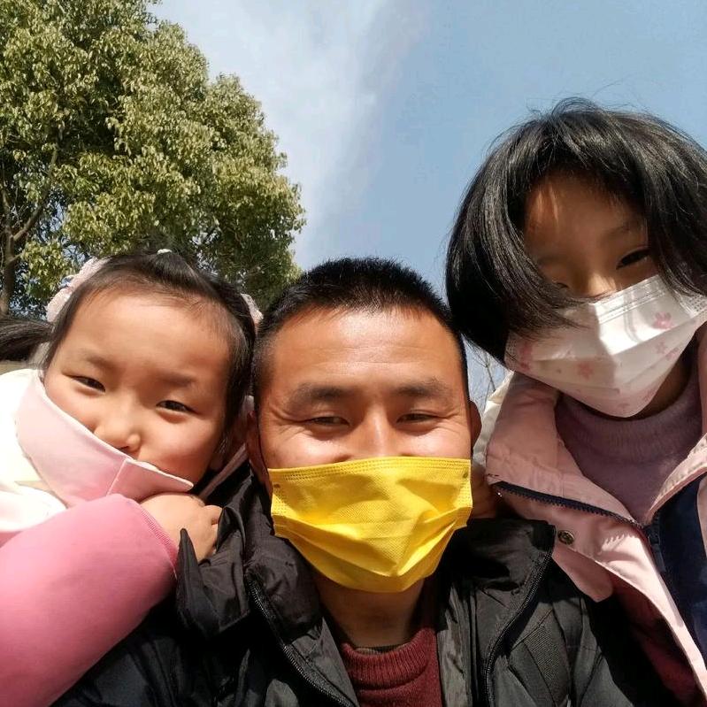 王狗剩刷锅养家第三年