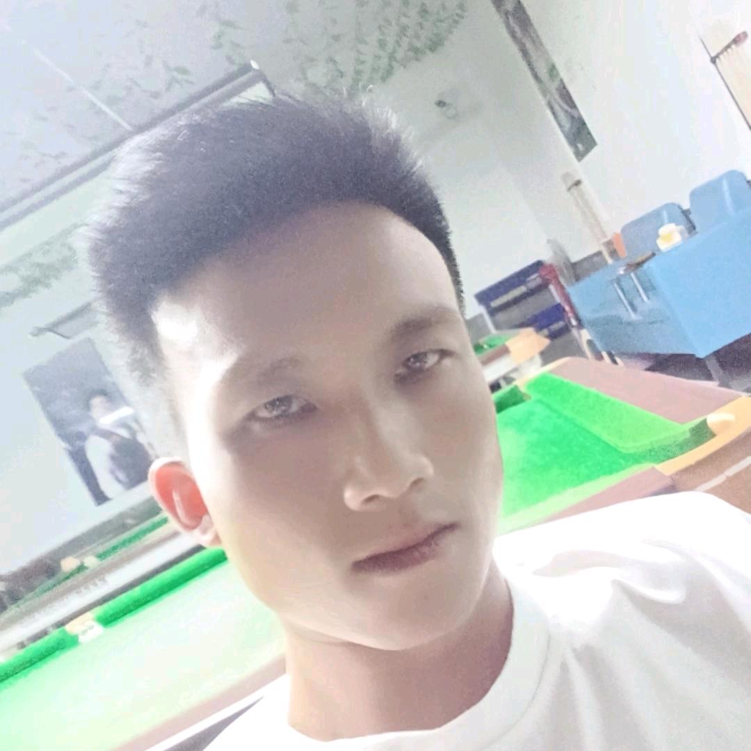 阿迪爱唱歌