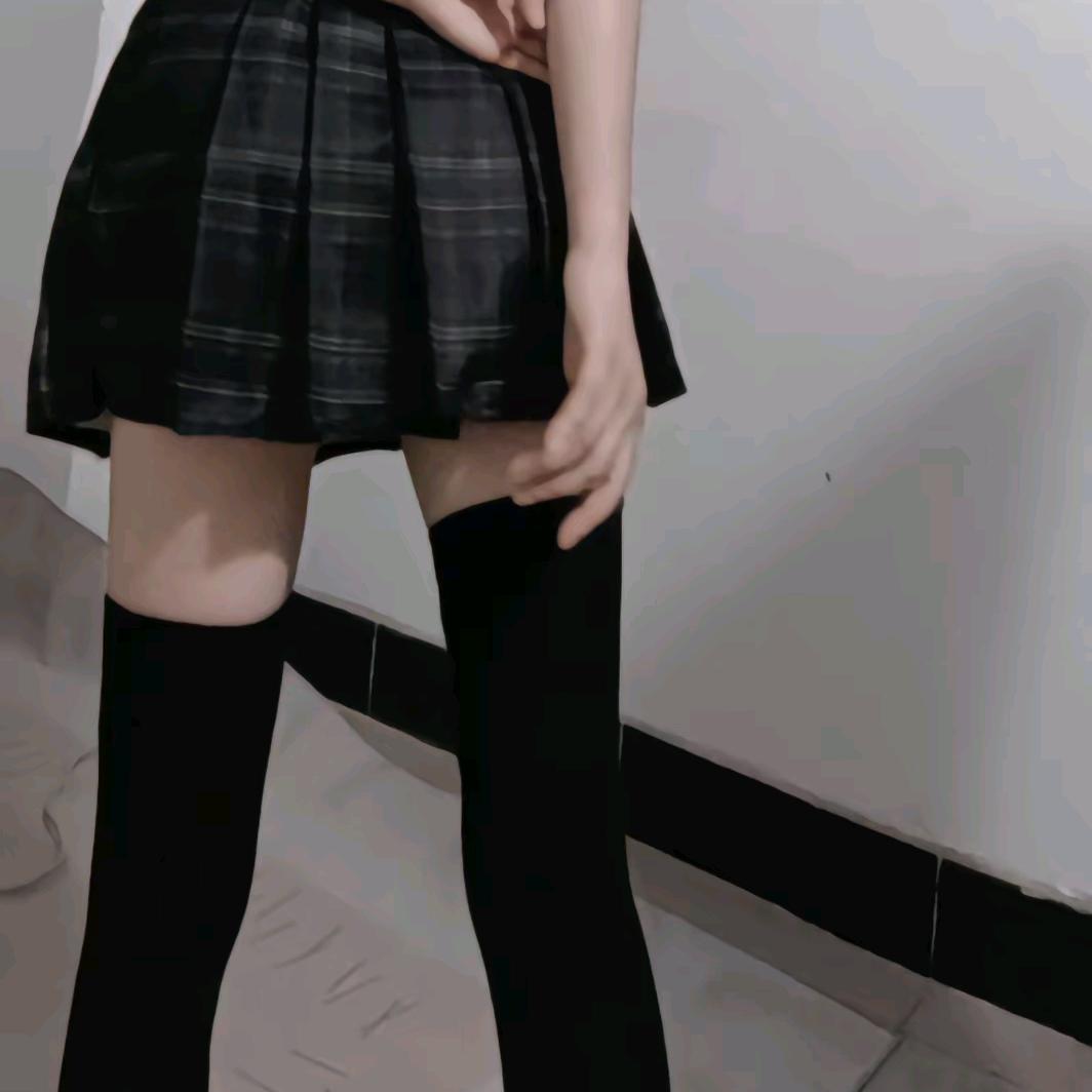默仔√(天天卖奶茶)
