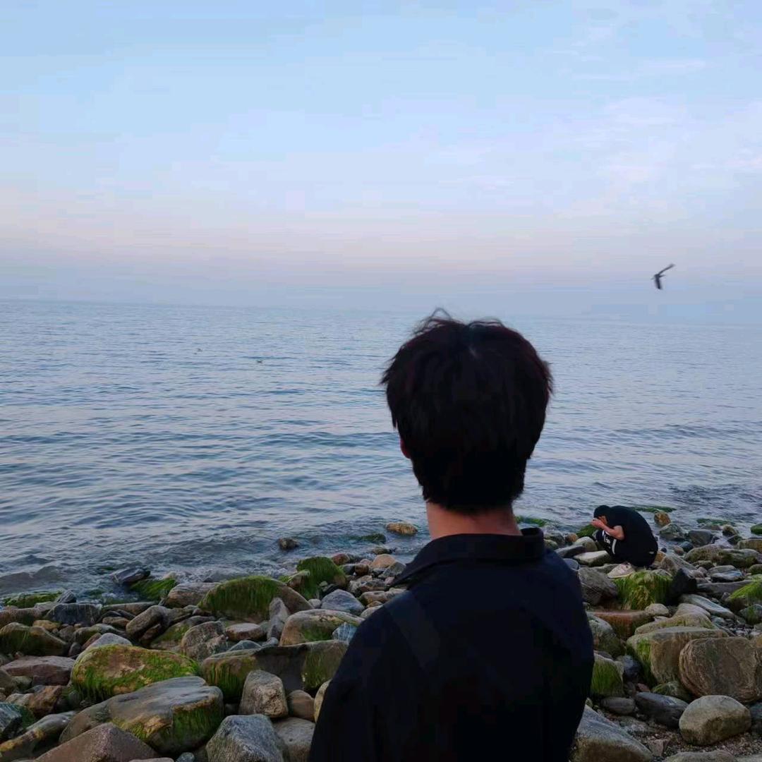 楊東玥🌬️💨☁️☁️☁️