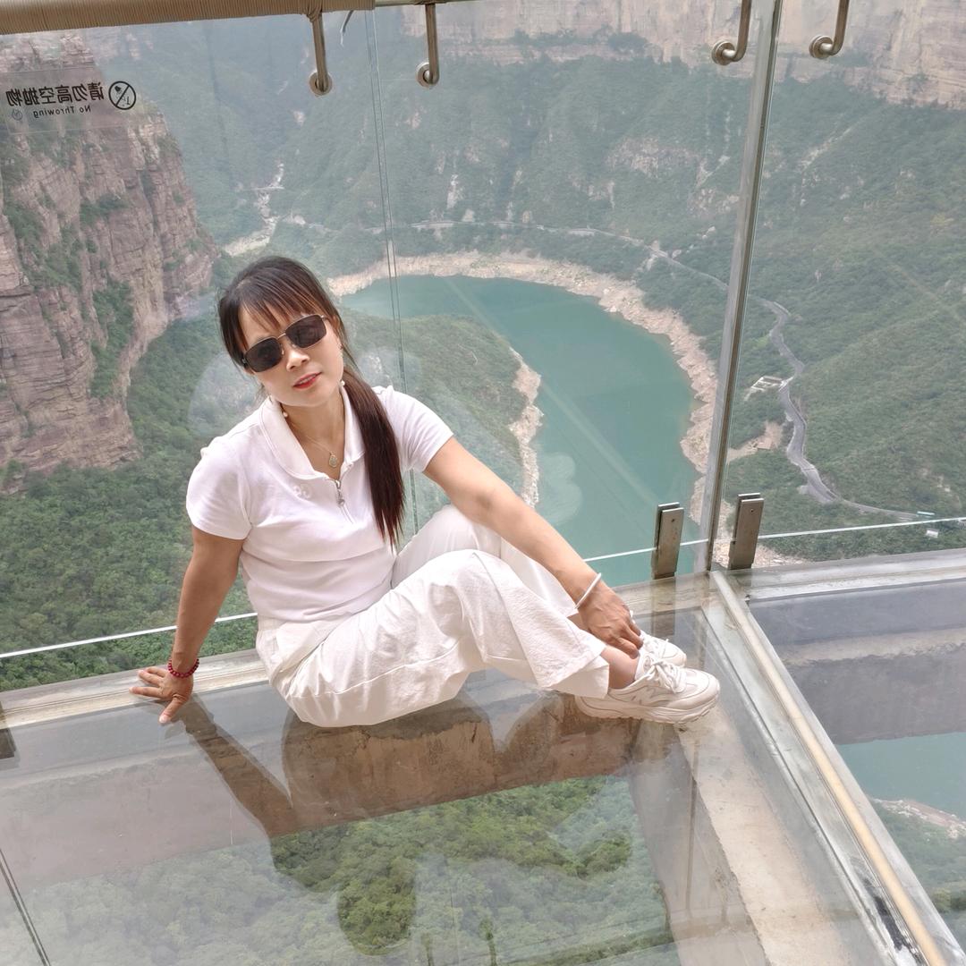 咖啡不加糖（上海汽车租赁）