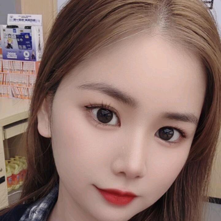 卖手机的小灵灵