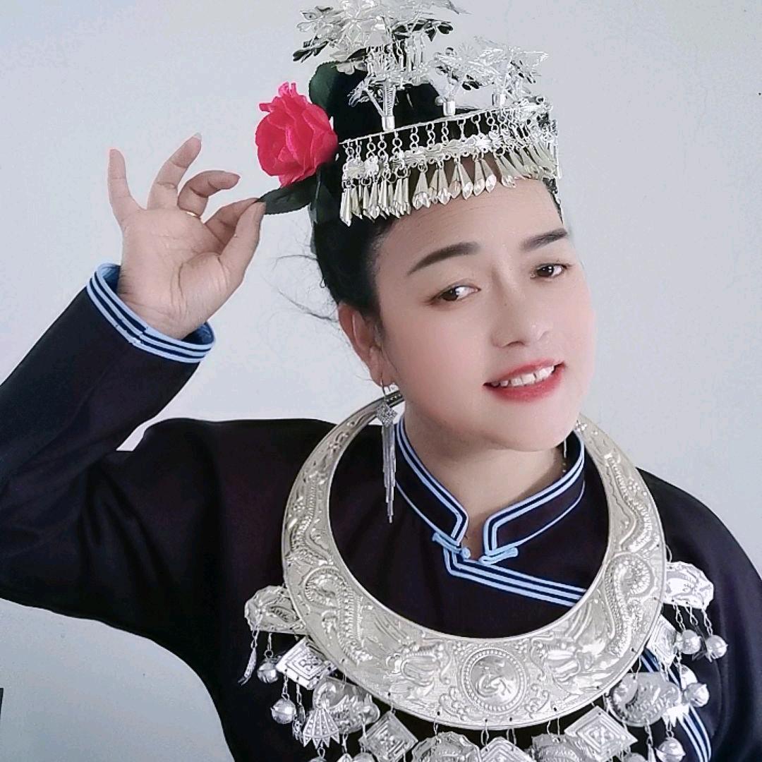 侗家阿妹