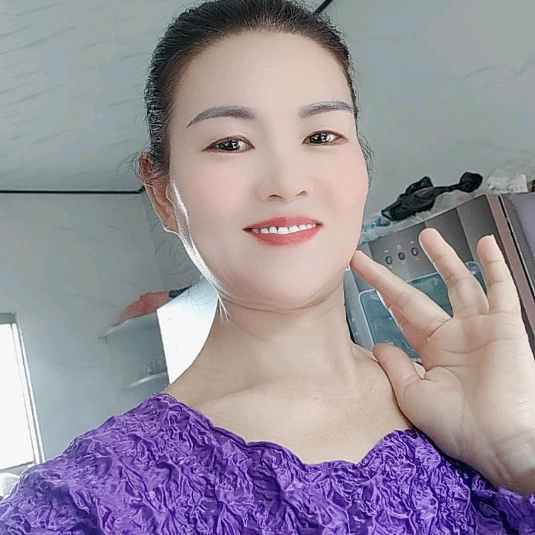 陈满满）晚六点二十