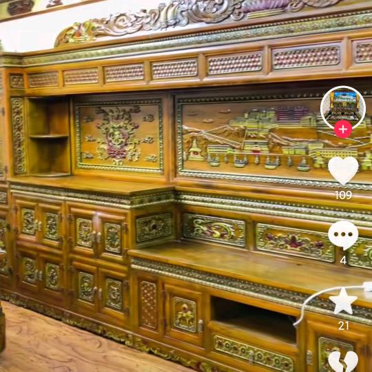 在回忆里等待你。