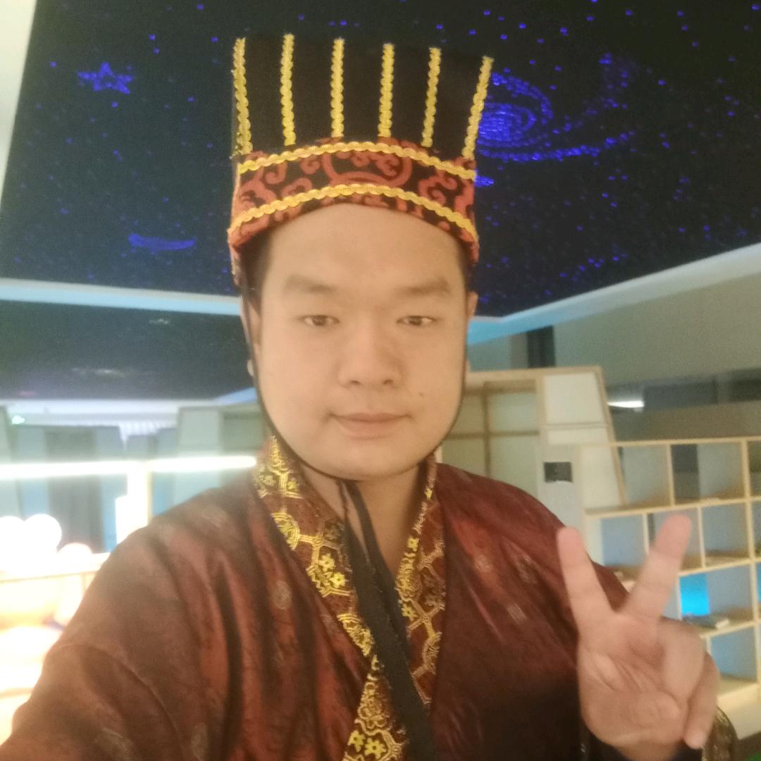 90后清泉美好