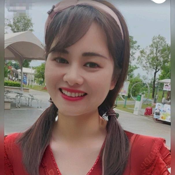 爱君如梦