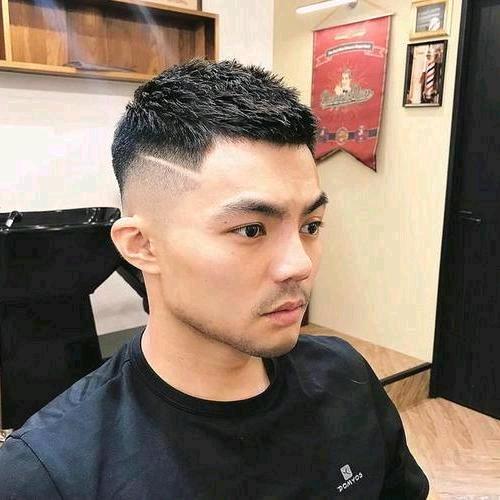 ·钢铁小伙伴