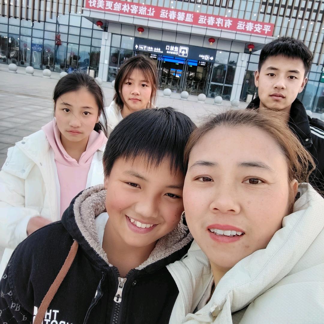 刘大姐厨师队一条龙服务