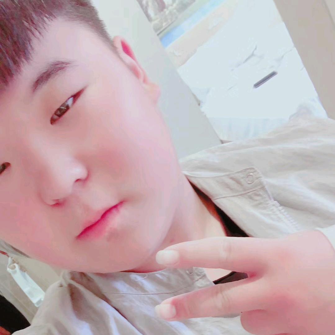 ୧⍤⃝🍒小执着ꦿ໊ོ
