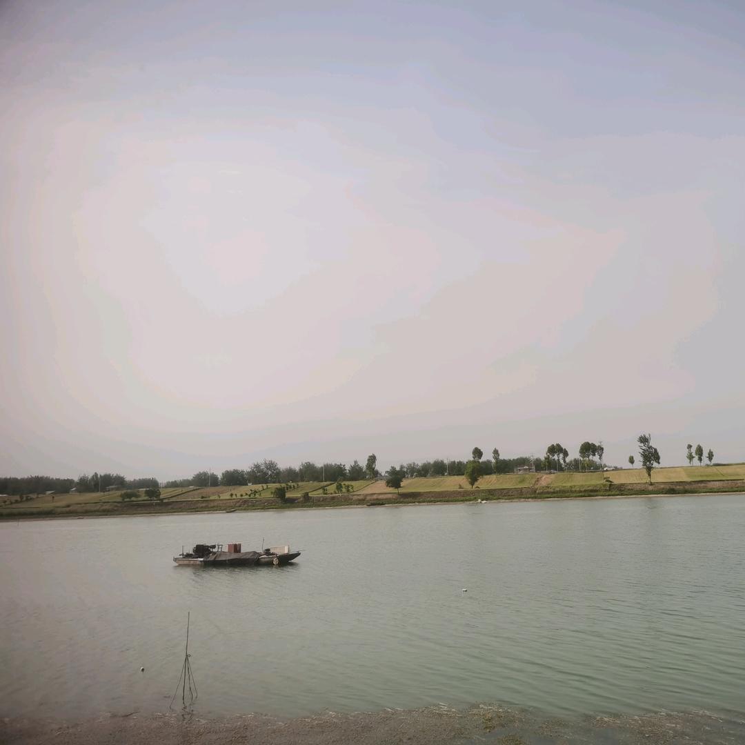 在水一方