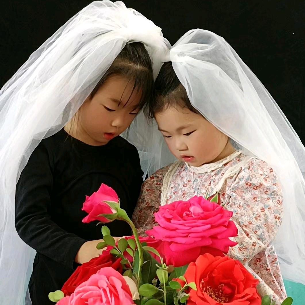 民权90后贴砖夫妻（小芳）