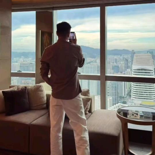 秦磊～爆款穿搭