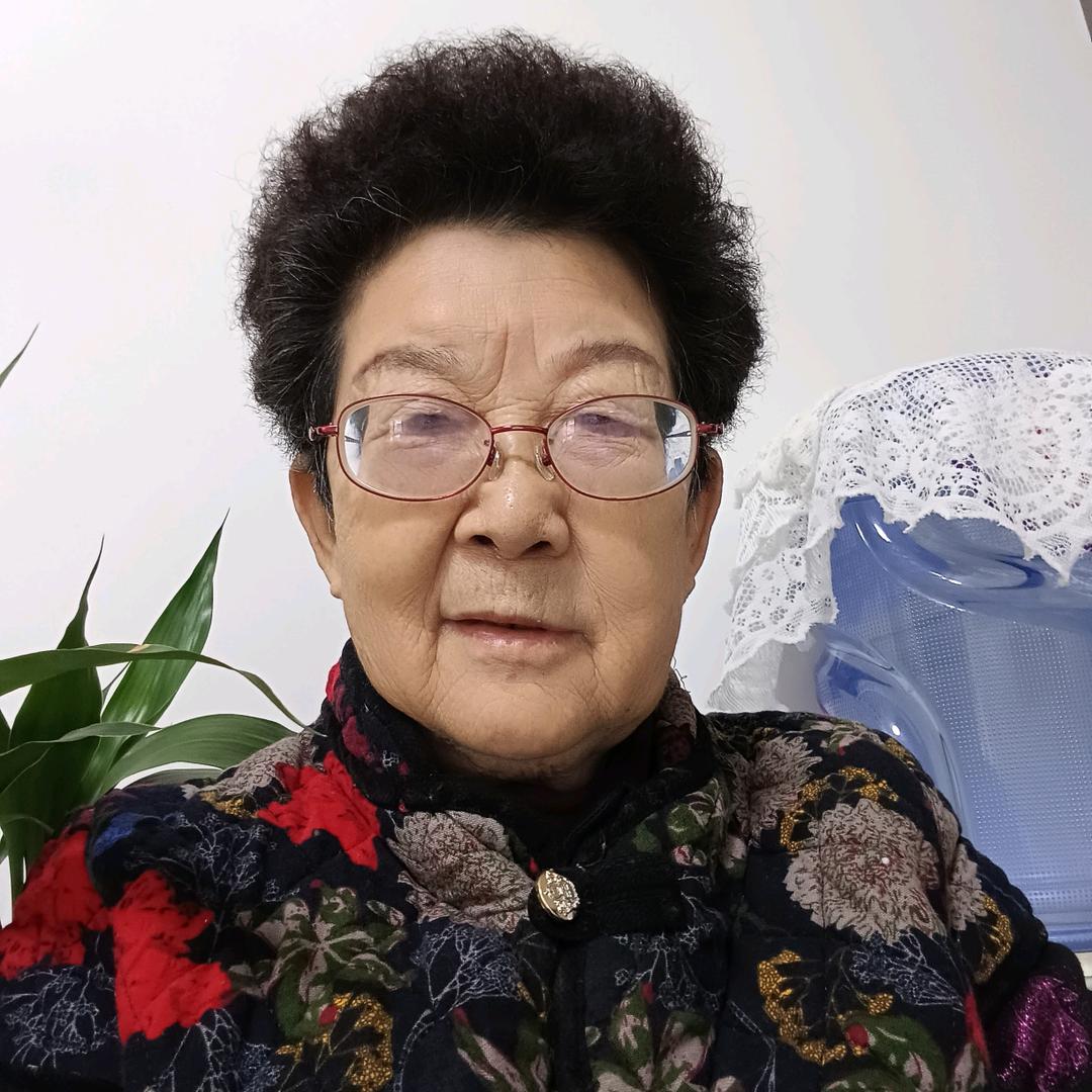 张阿姨，每天上午十一点半开播