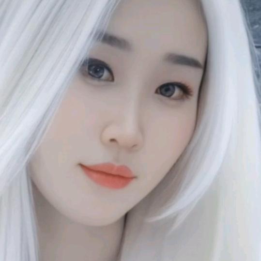 雨水洒落深渊.
