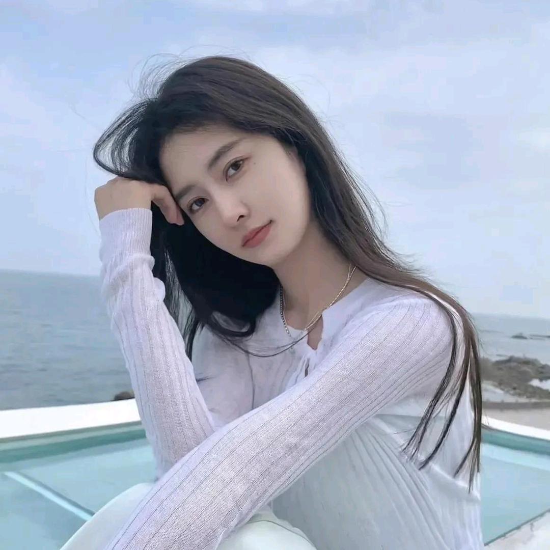 做女王