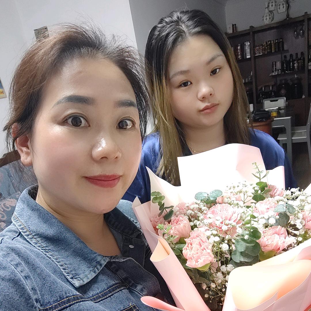 开心快乐每一天（😄😄😄）
