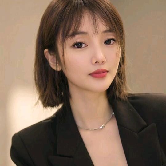 ²⁰²⑤多财多亿的女人