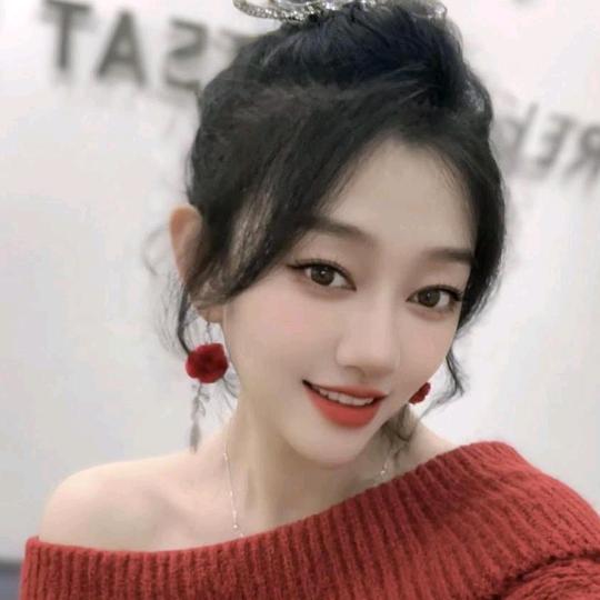 三妹红红火火