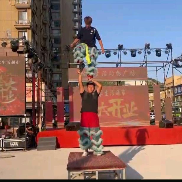 邓楼 王博舞狮团