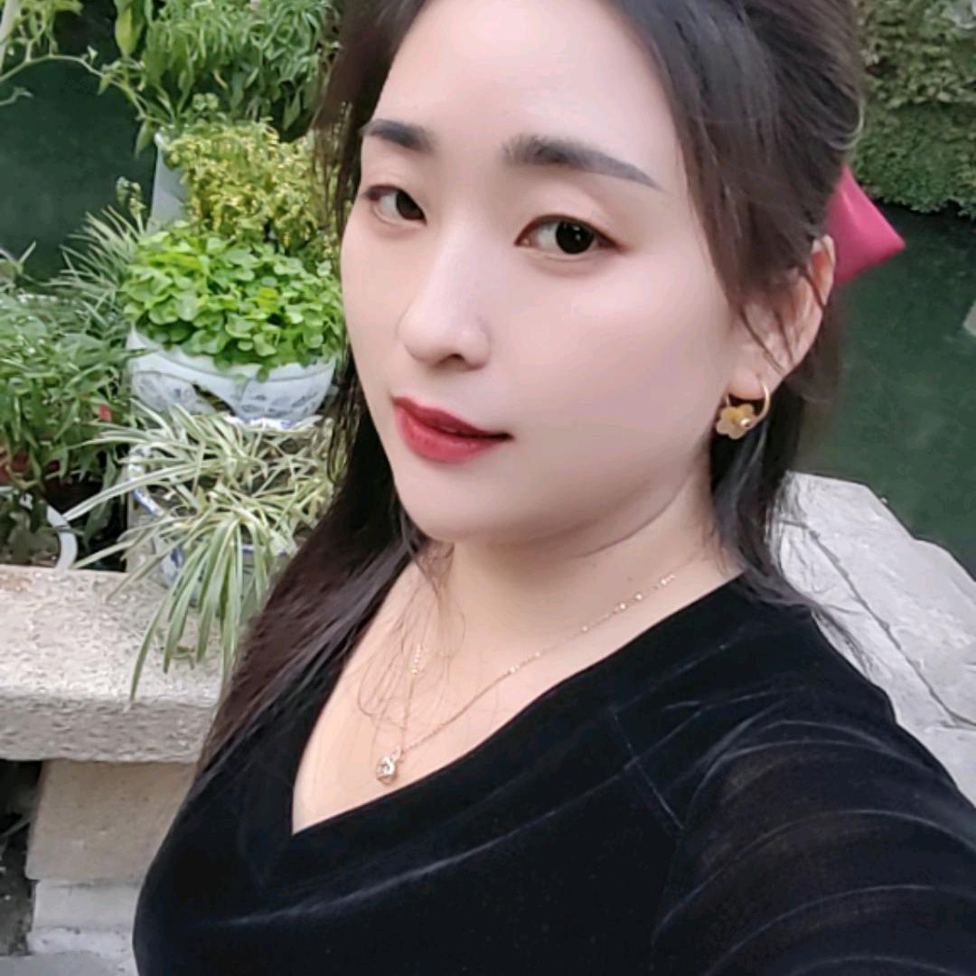 我姓曹人却不潮