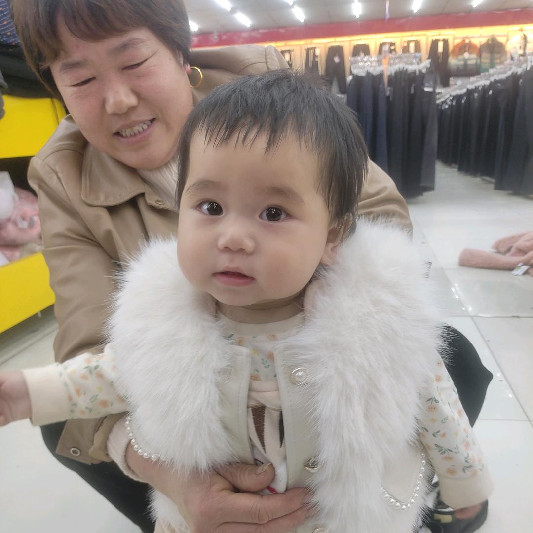 油店桥东头种子化肥李勇