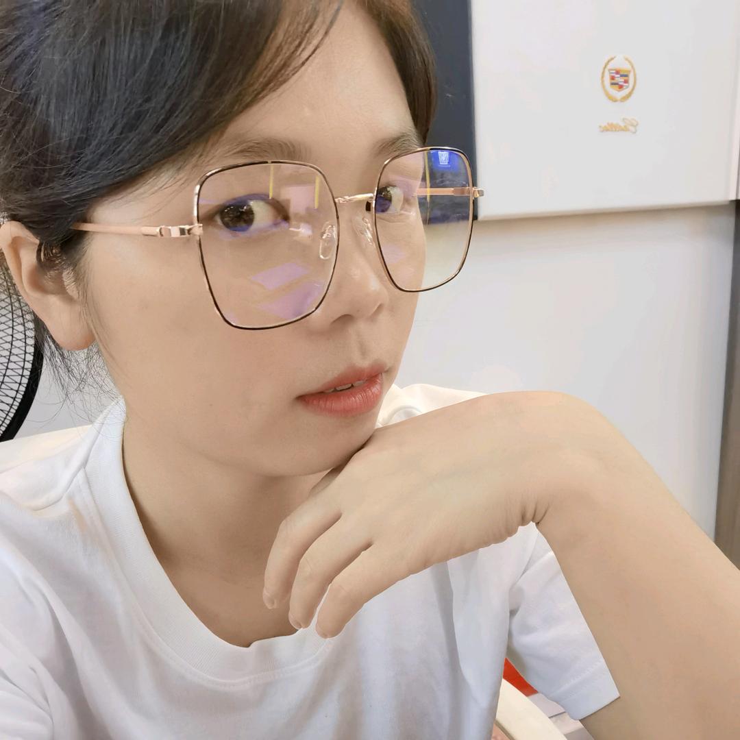 小芸