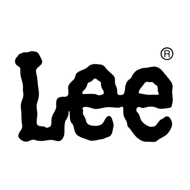 Lee鑫青年箱包专卖店
