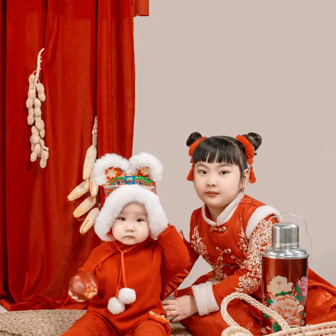 阳光女孩可爱开心快乐每一天