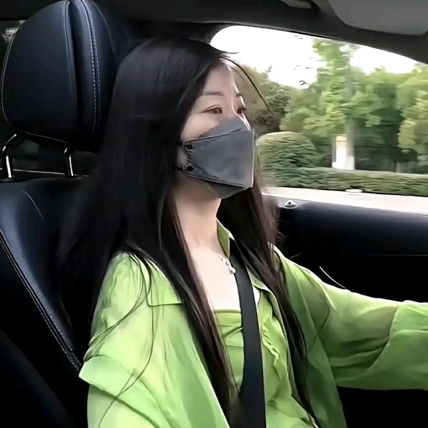 前尘往事成云烟