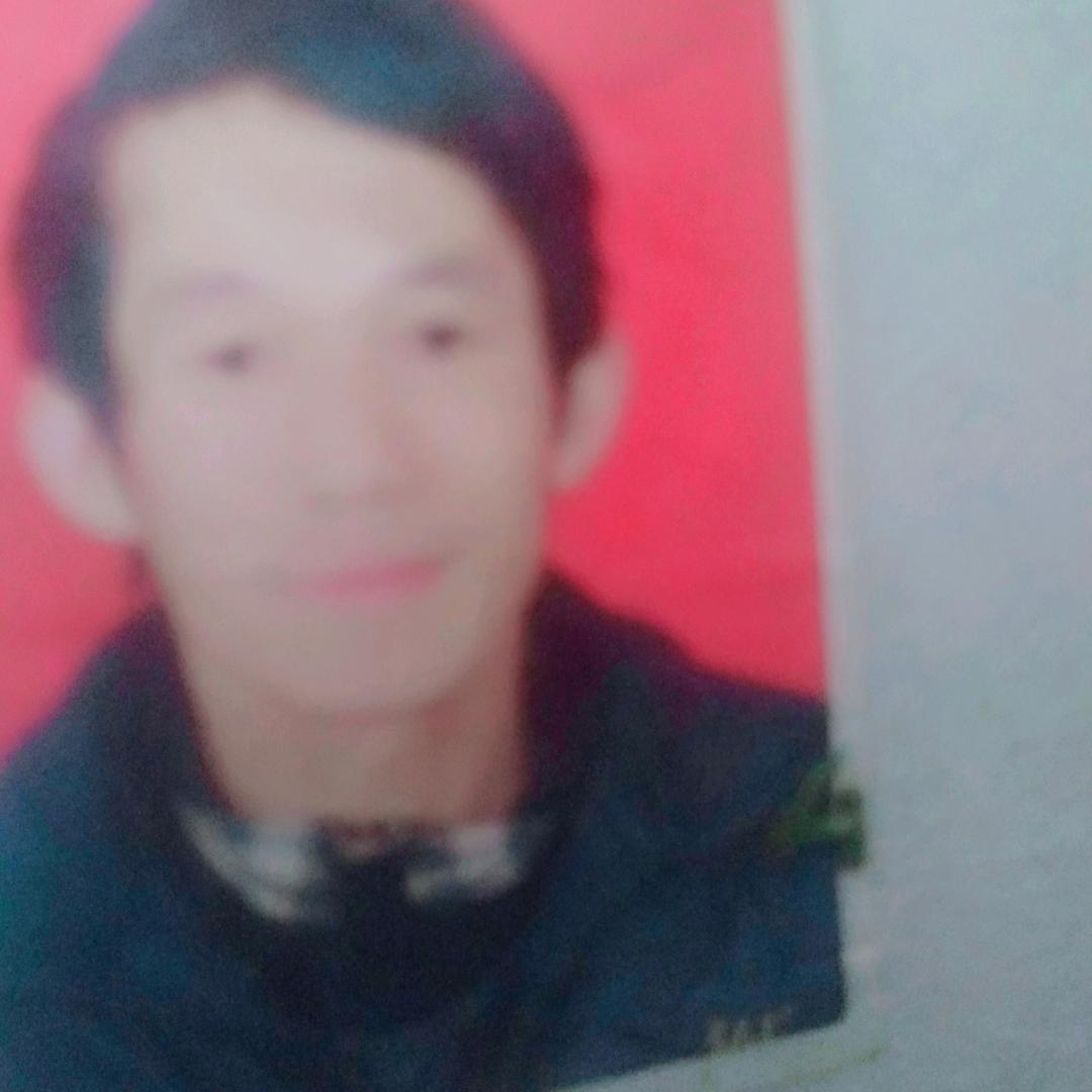 命运把我掐住了