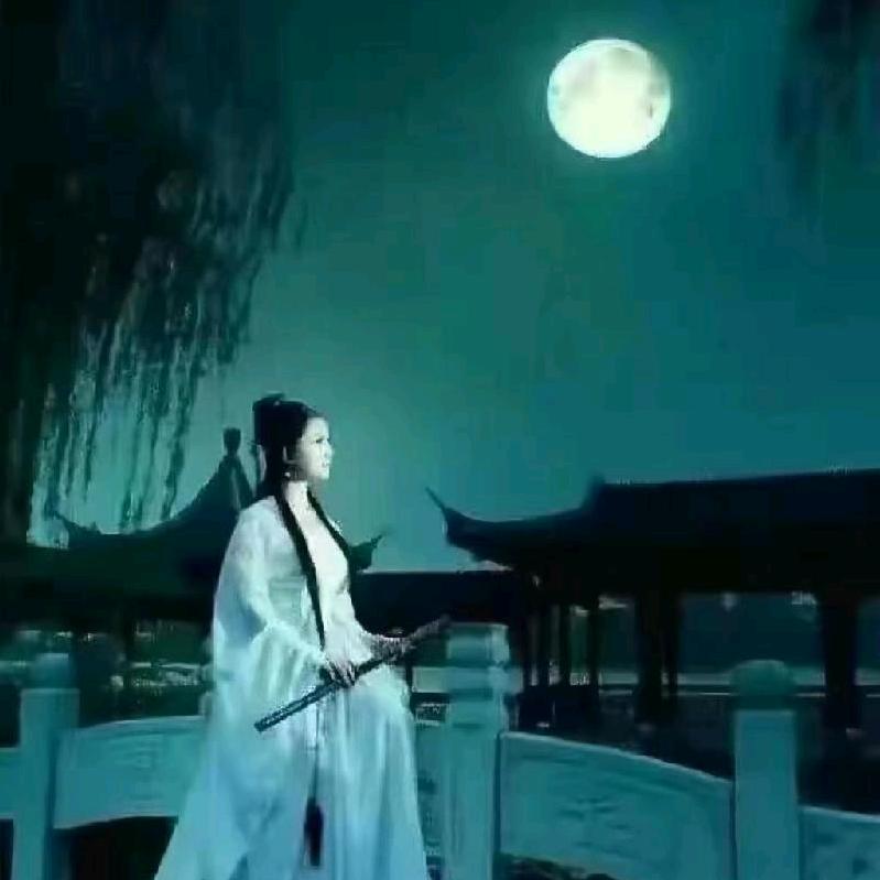 小楼赏月