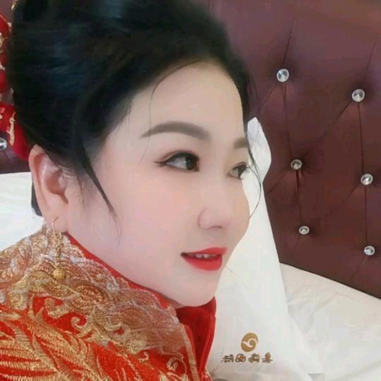 CO HAI MIEN TAY