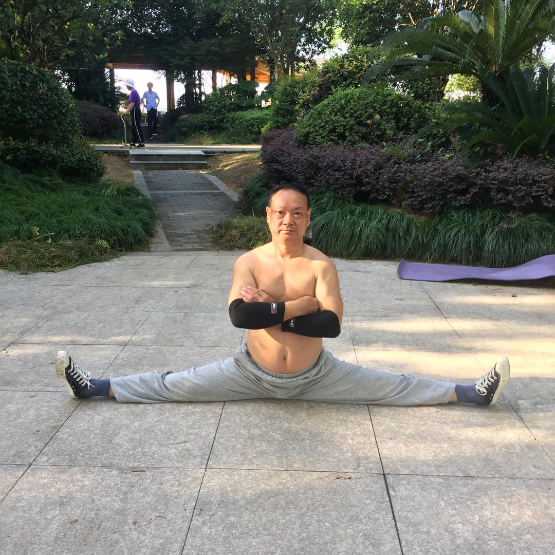 章克银