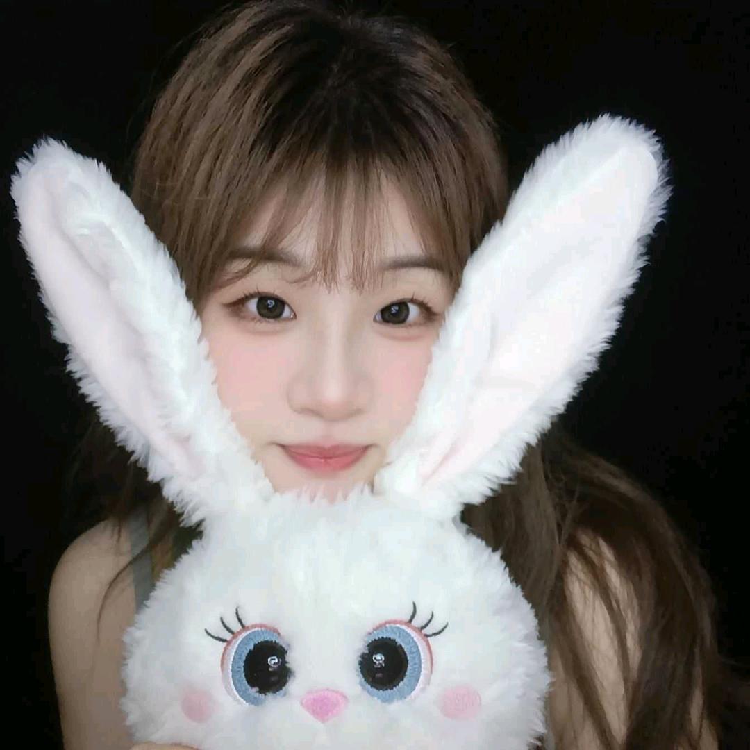 @是璐璐呢🎀
