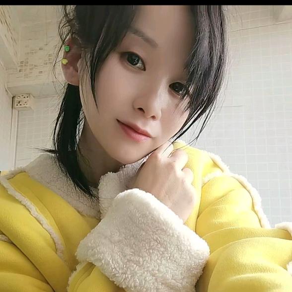 发光妹🔥（中午12：8分首播）