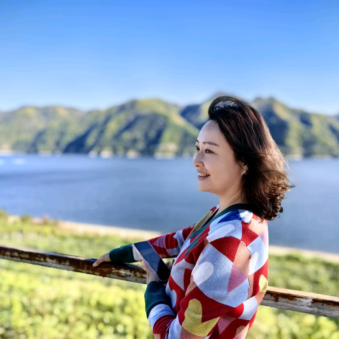 出水芙蓉（热爱曳步舞）