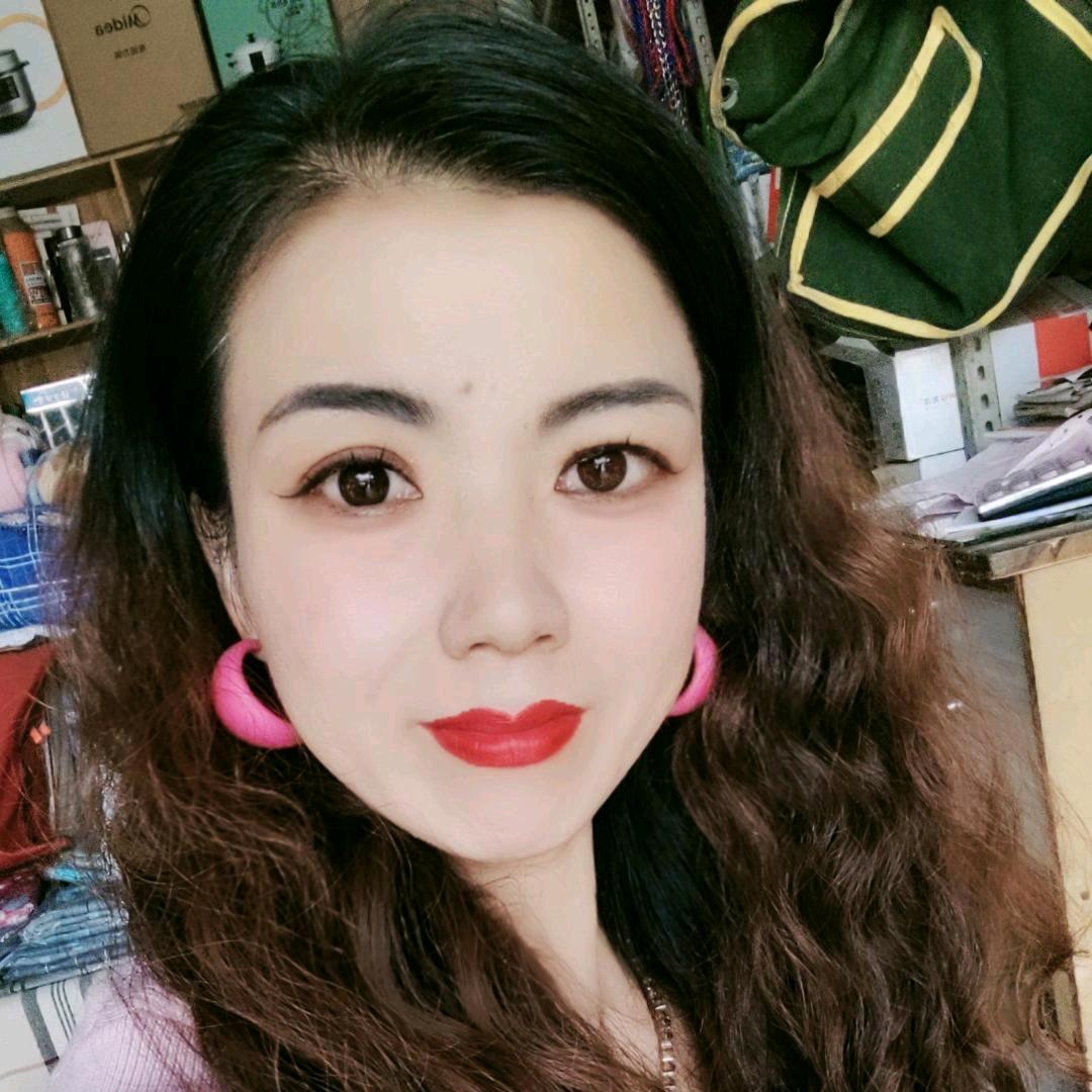 黄菲菲
