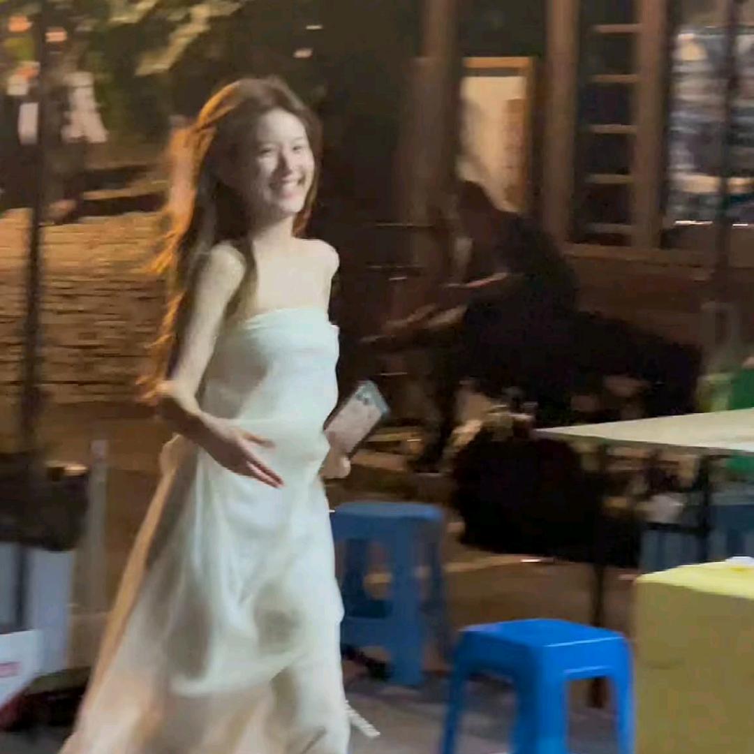 江苏赵露思
