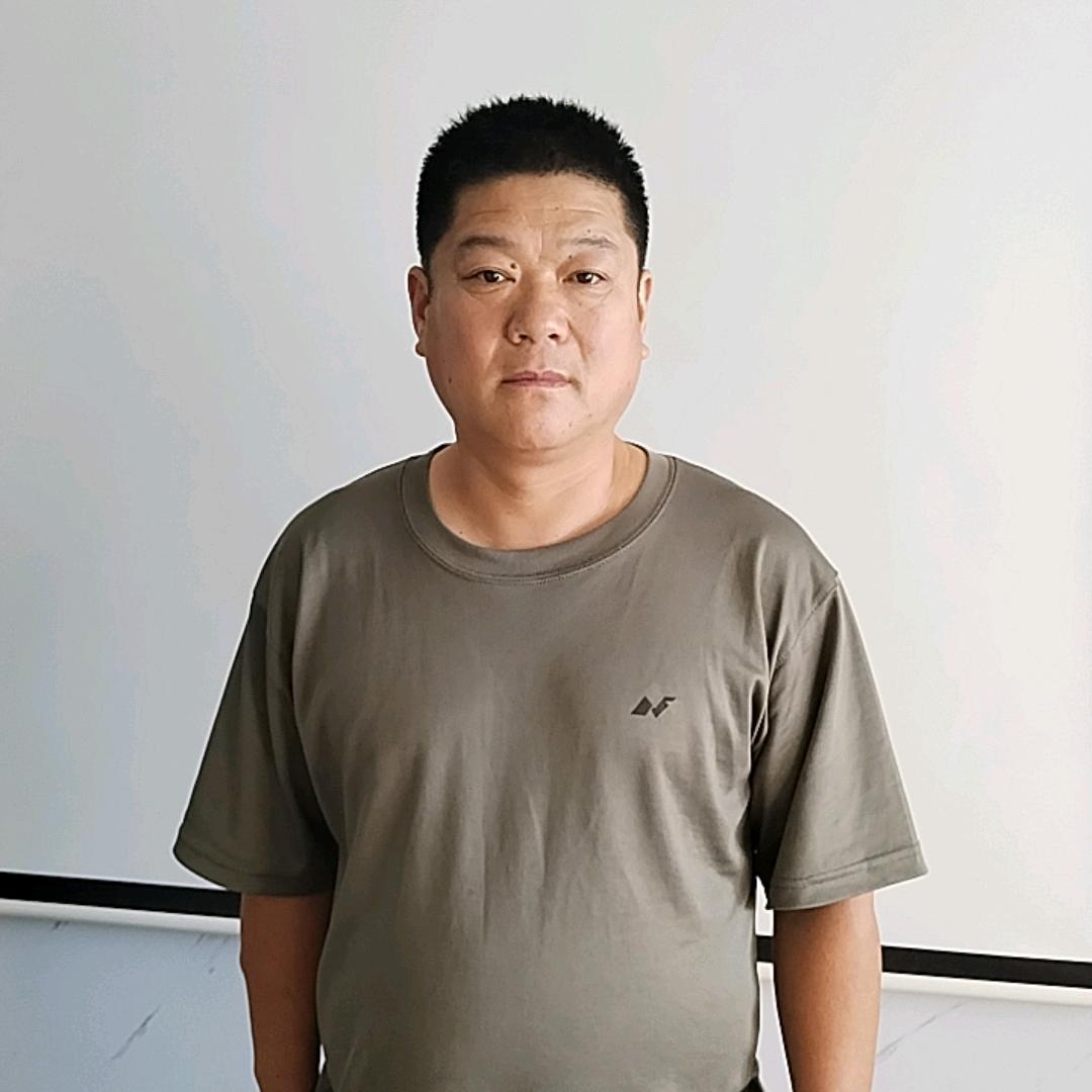 张二酱香烤面筋，铁板鱿鱼