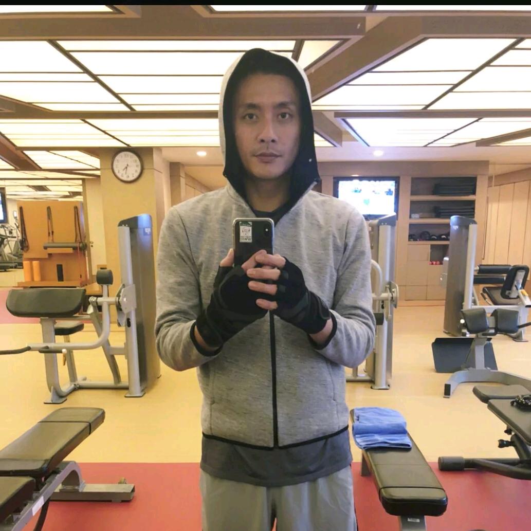 珍宝小酒馆
