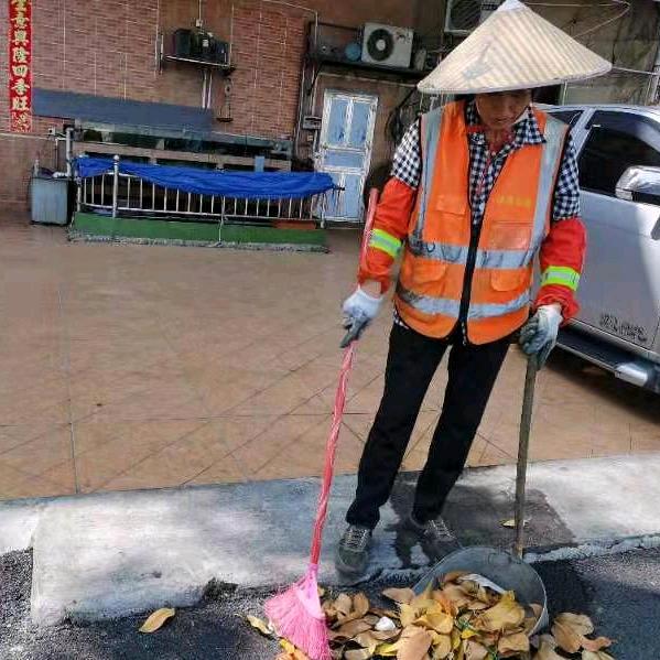 环卫工阿姨