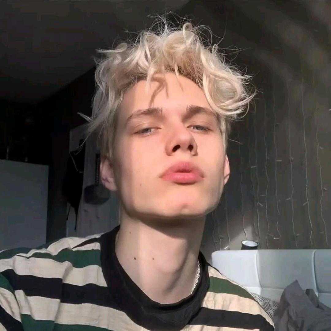 🧊冷的心.