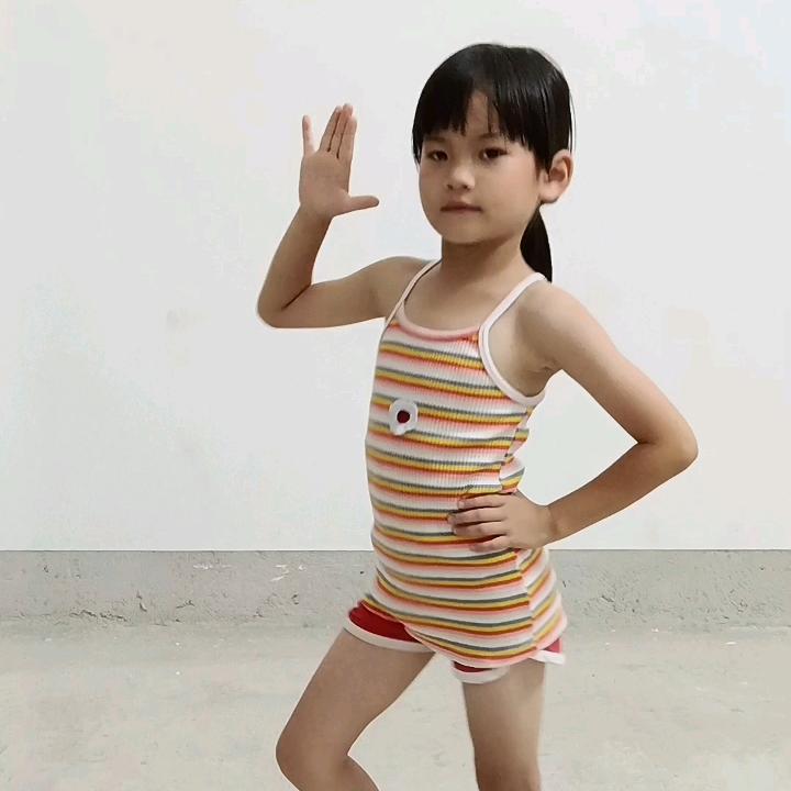 东华妹妹《爱跳舞》