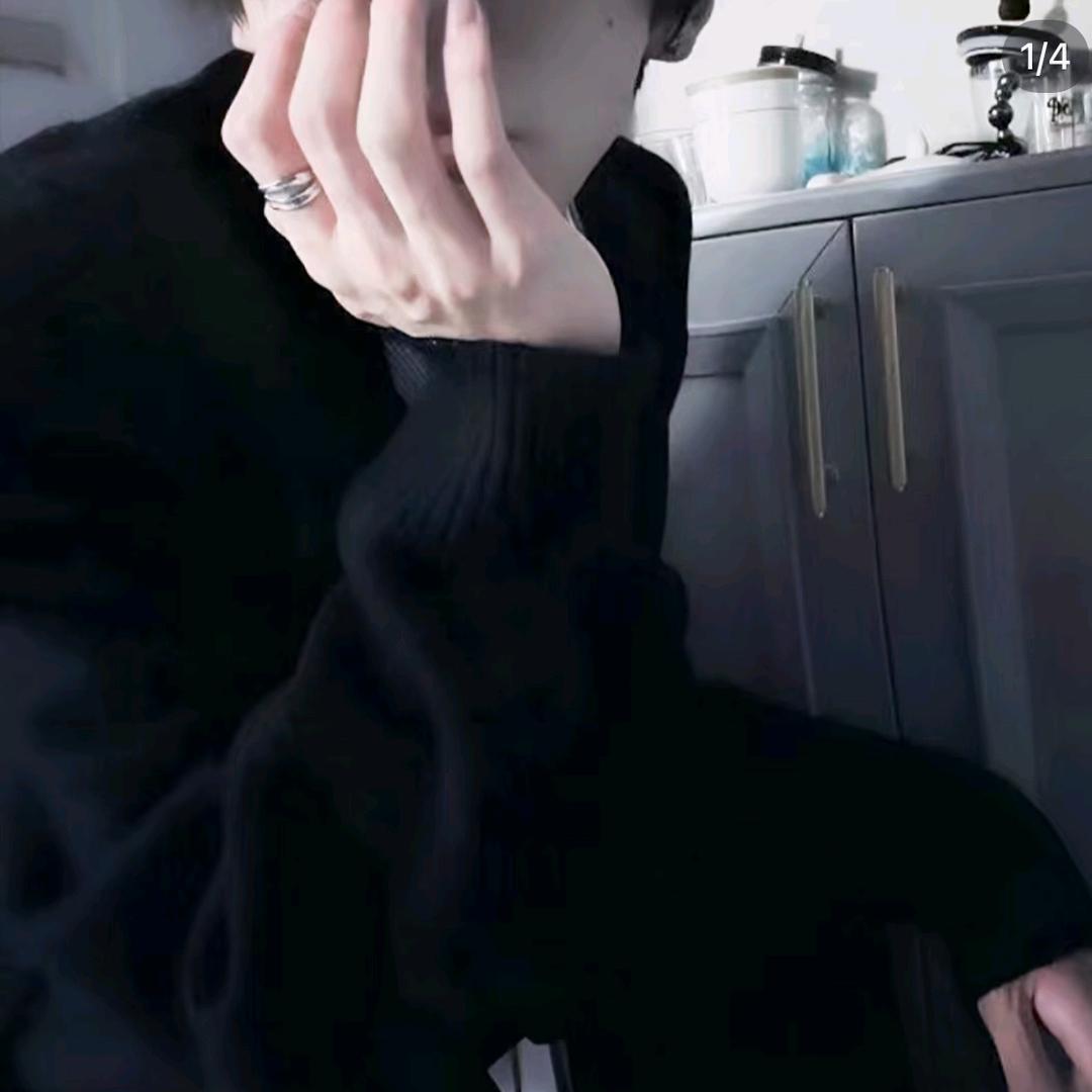欢.
